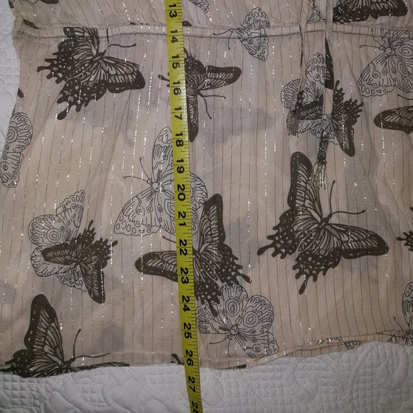 Avenue size 26/28 Butterfly Print Blouse - Picture 6 of 8